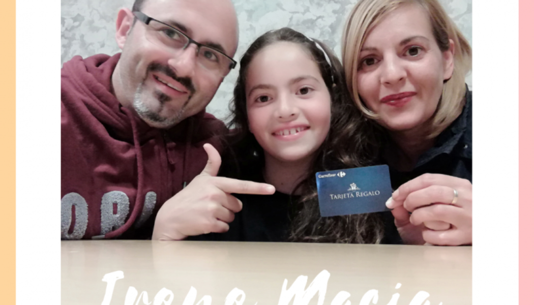 IRENE, FINALISTA DEL CONCURSO DE PINTURA, CON SU REGALO