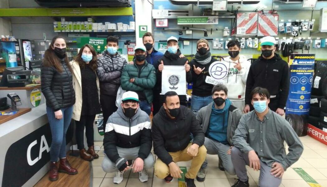 Los jóvenes de BATZEN visitan nuestro centro de Donosti (034)