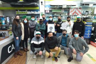 Los jóvenes de BATZEN visitan nuestro centro de Donosti (034)