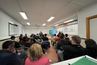 Presentación en el instituto de IES María Ibars en Denia