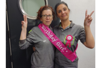 ¡Felicidades Trini y Vicky!