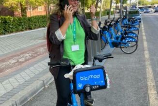 Patricia, técnico soporte T.I., opta por el servicio público de Bicimad para sus idas y vueltas al trabajo