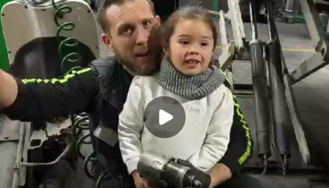 Chloe: «Mi papá arregla coches en Feu Vert»