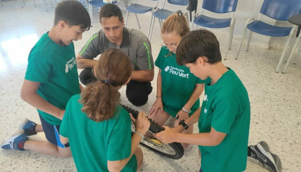 ???? Alejandro (098 Vícar) acerca la educación vial a los más pequeños
