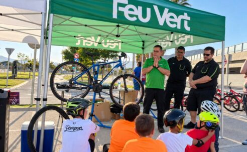 Elda repite: el Taller de Bicicletas de Fundación Feu Vert vuelve a la Semana de la Movilidad