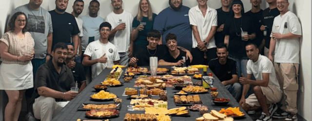 096 Reus y 060 Tarragona demuestran que cualquier lugar es bueno para celebrar juntos