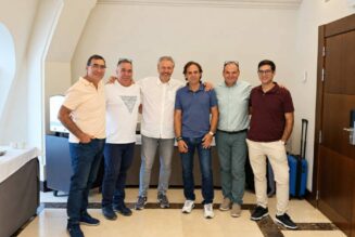 Quienes enseñan a dirigir también siguen aprendiendo